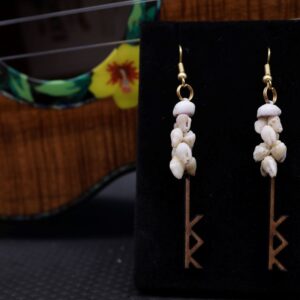 Niihau shell/Kamaka earrings